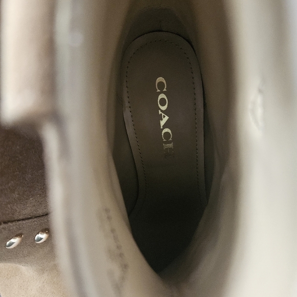 New Authentic Coach Women’s Paline Suede Bootie in Coconut Color Boots Sz 7 NWOT - Picture 7 of 8